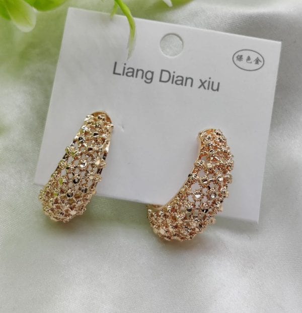 Dazzling Gold Finish Earrings - Belladoux