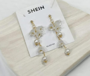 Shein Elegant Pearl And Flower Drop Earrings - Belladoux